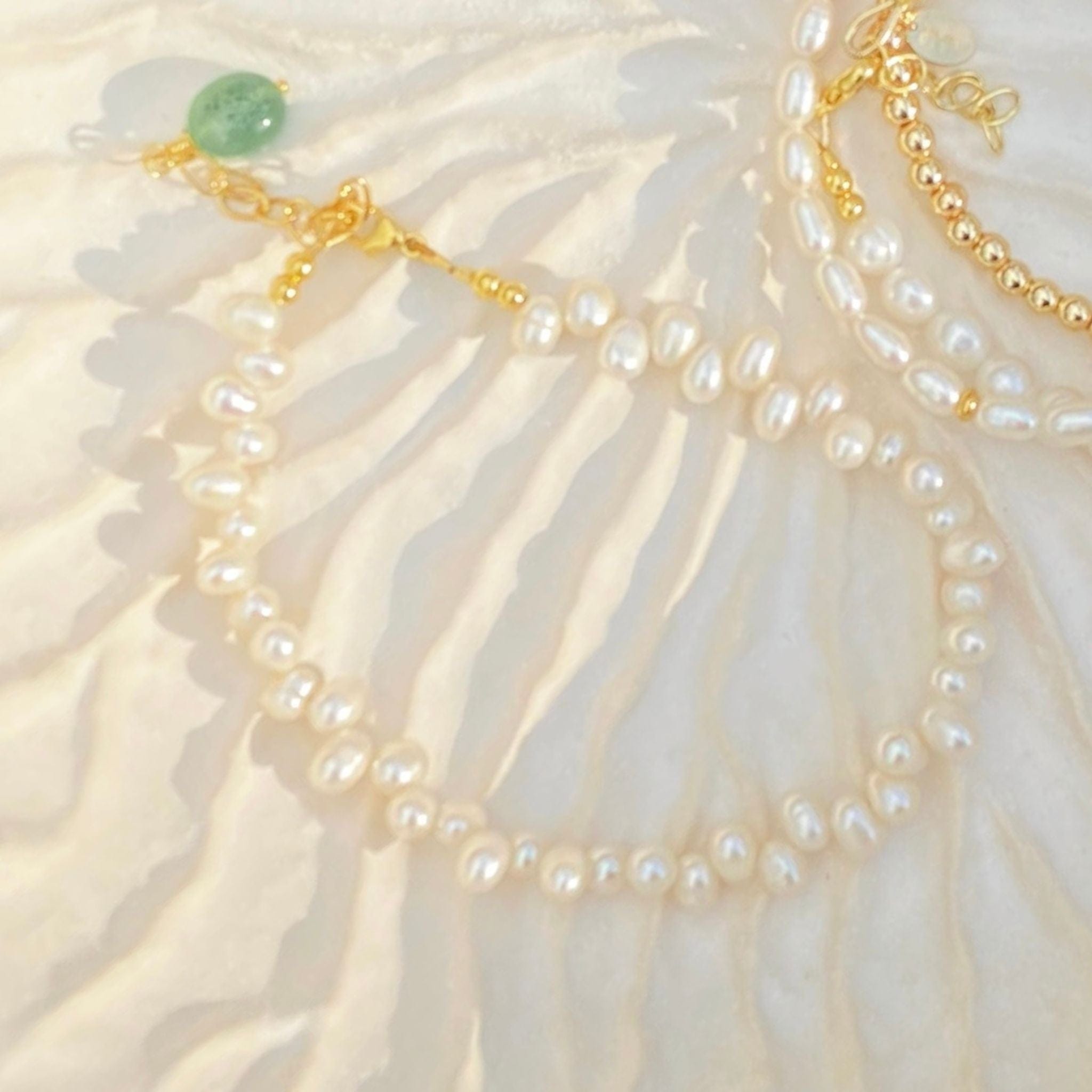 Freshwater pearl anklet with green quarts charm  gemstone