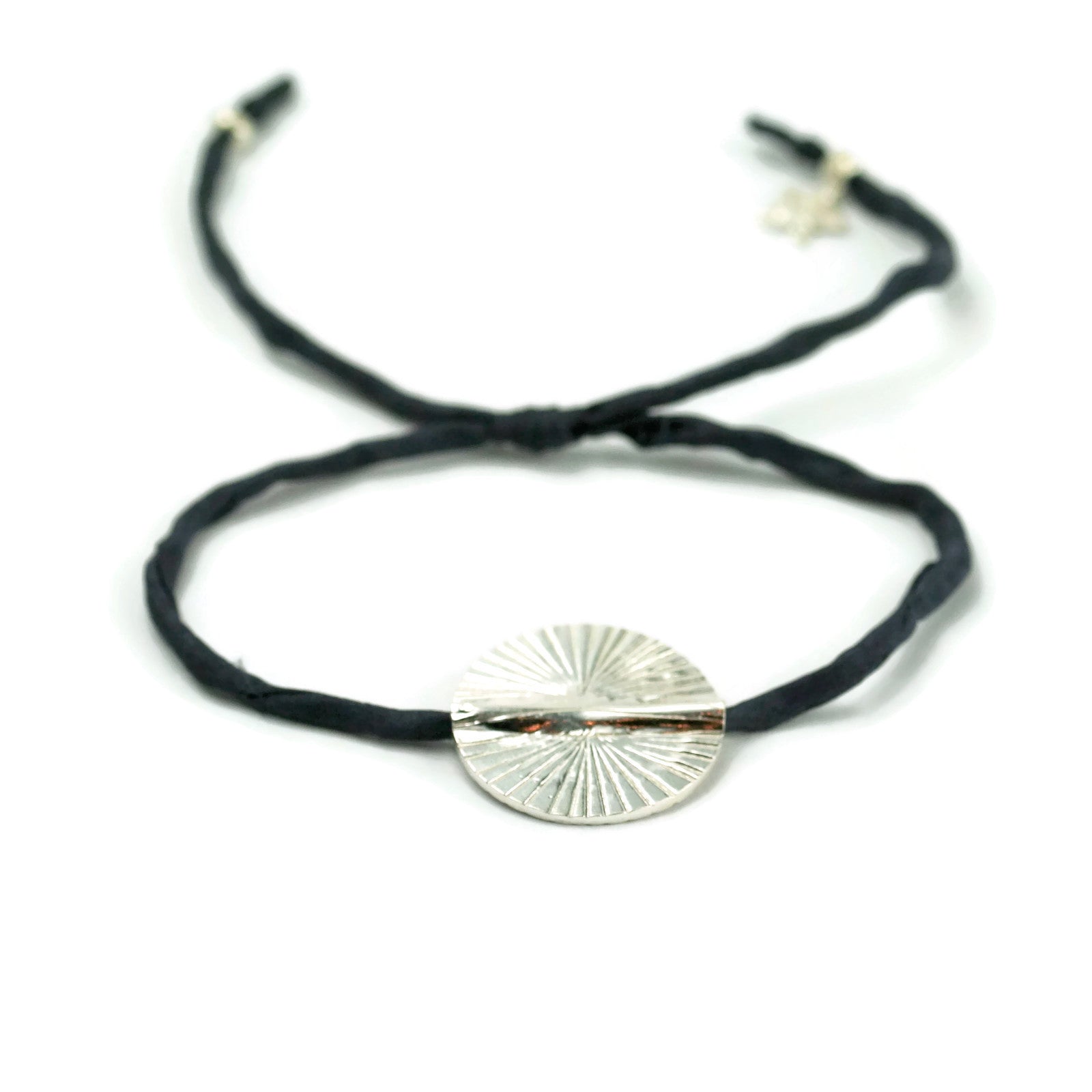 SUN RAY HAMMERED DISC BRACELET