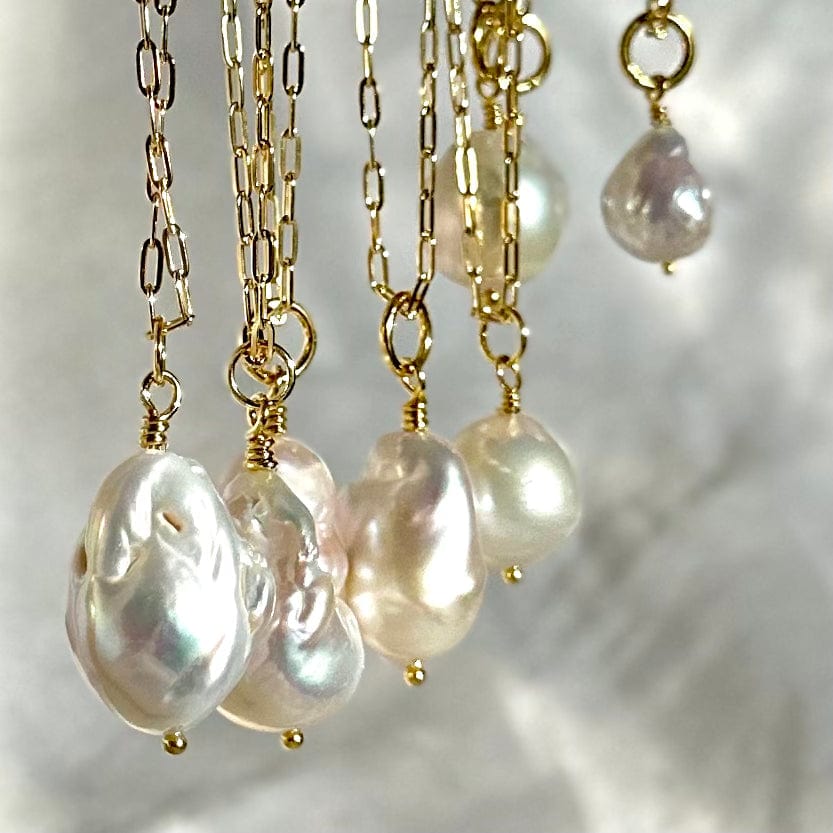 Single Pearl Necklace with Large Baroque Pearl – RAW Copenhagen