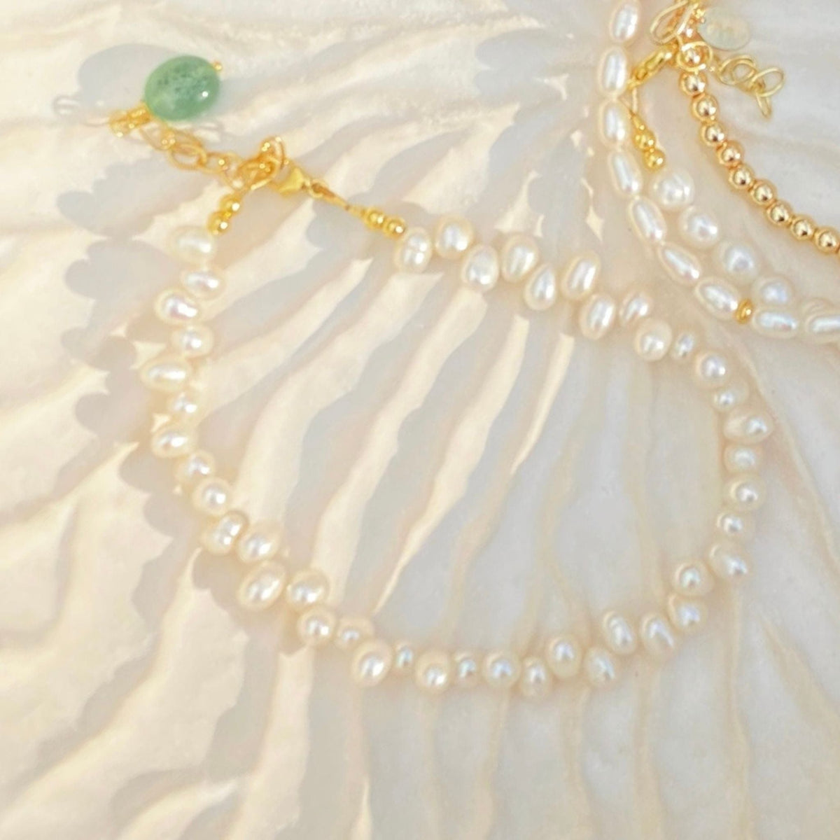 Freshwater pearl anklet with green quarts charm  gemstone