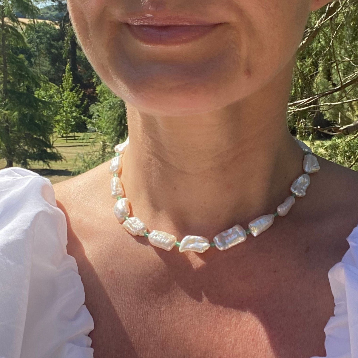 Big pearl and green chalcedony necklace