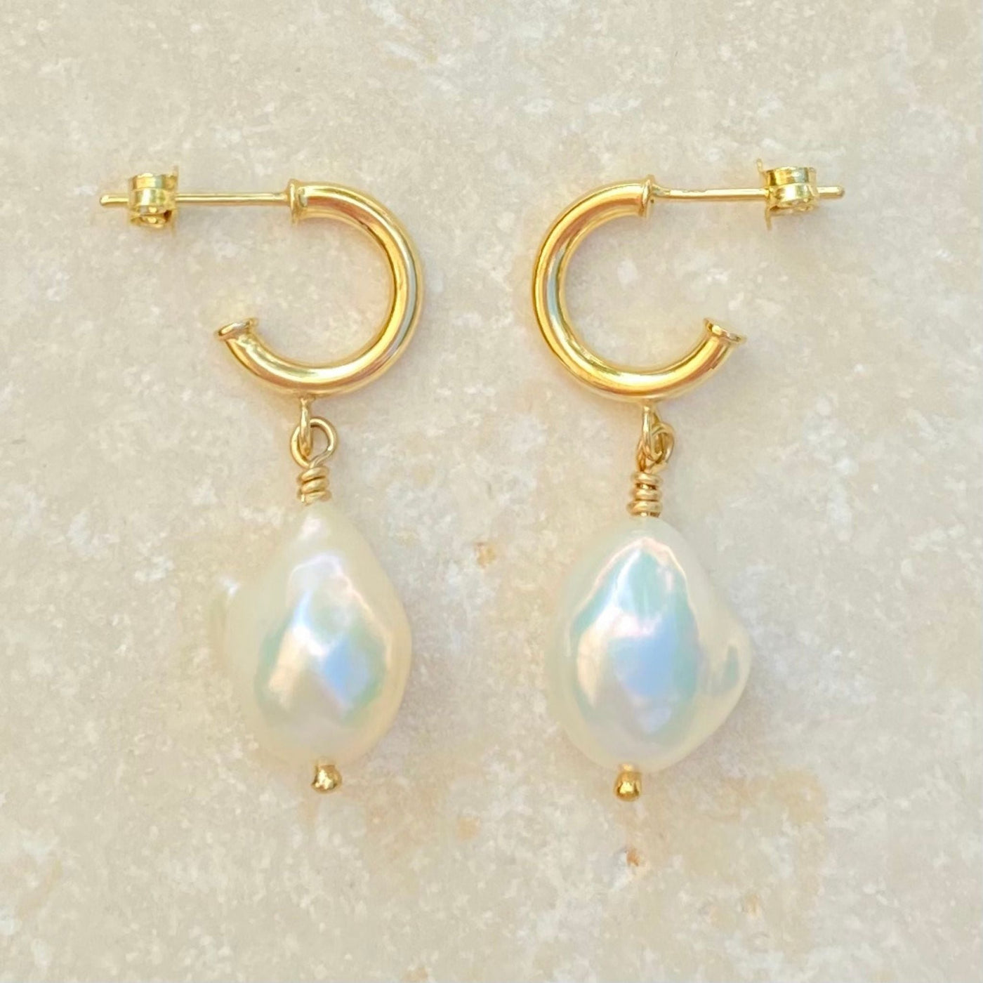 Pearl Huggies 18K Gold STAINLESS STEEL, Waterproof Pearl Hoops, Bridal Pearl  Earrings, Dainty Pearl Earrings, Bridesmaids Earrings Gift -  Norway