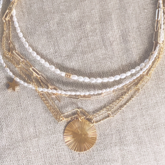Freshwater-Pearl-Necklace-perfect-for-layering-as-well-as-wearing-solo