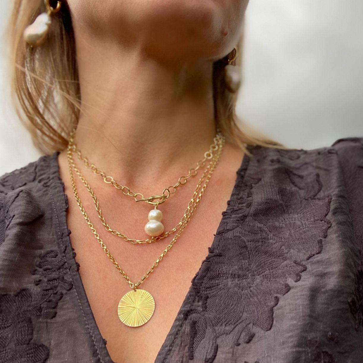 18K Gold Vermeil Round Hammered Disc Pendant Necklace