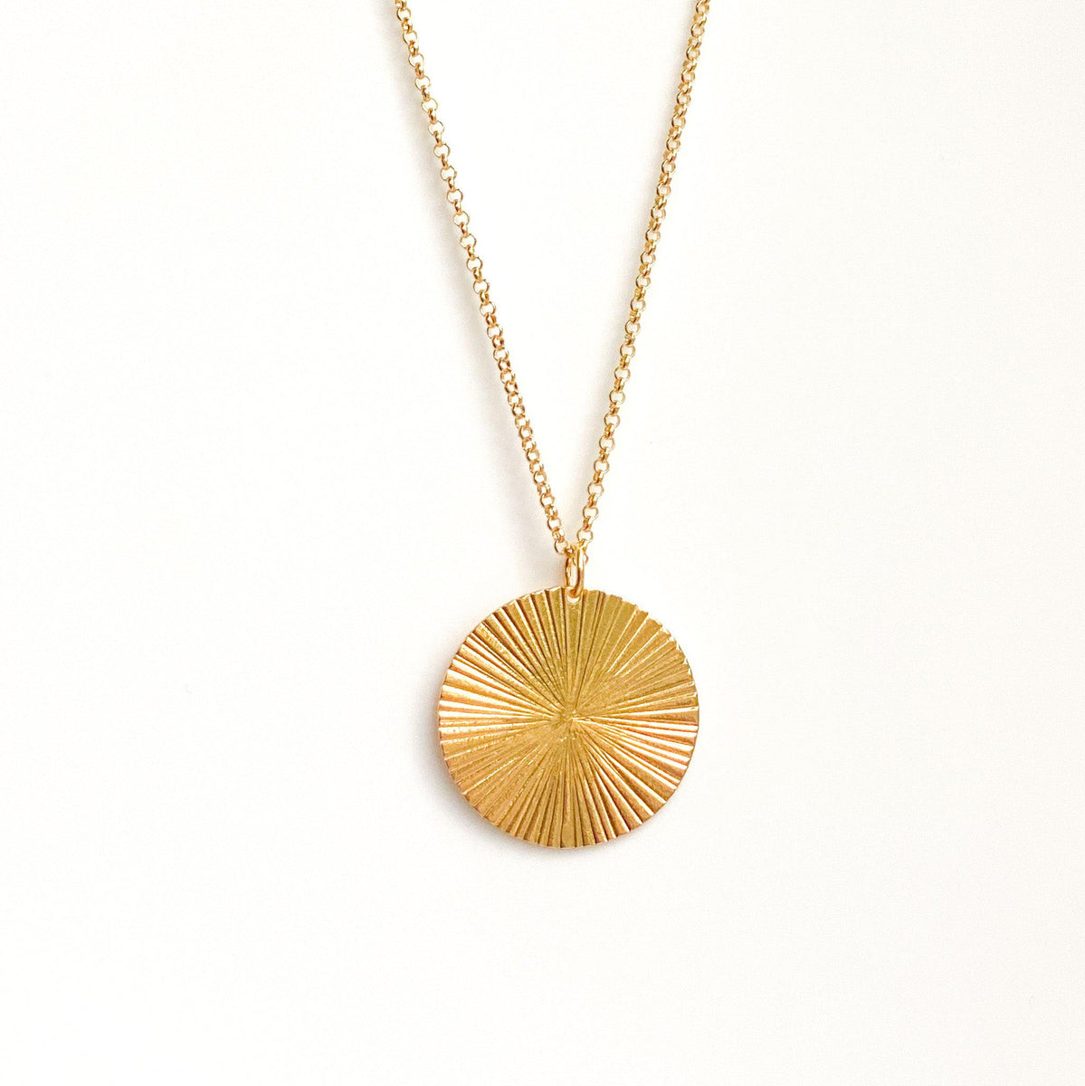 Gold Vermeil Disc Pendant Necklace|Danish Jewelry – RAW Copenhagen